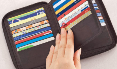 Người tiêu dùng sẽ cảm thấy bất tiện nếu phải mang quá nhiều thẻ tích điểm trong ví